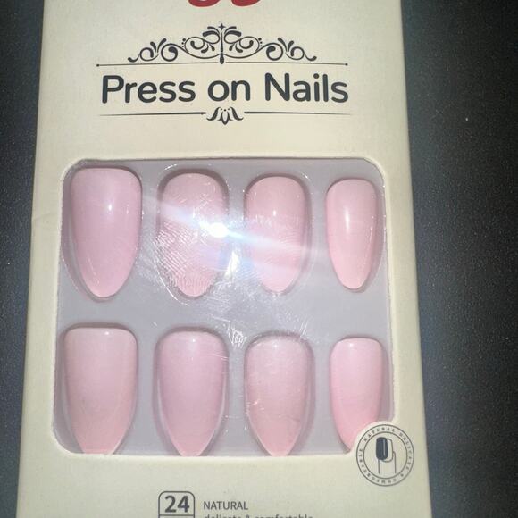 Pretty Woman Press on Nails Matte Baby Pink Fake Nails - Picture 1 of 4